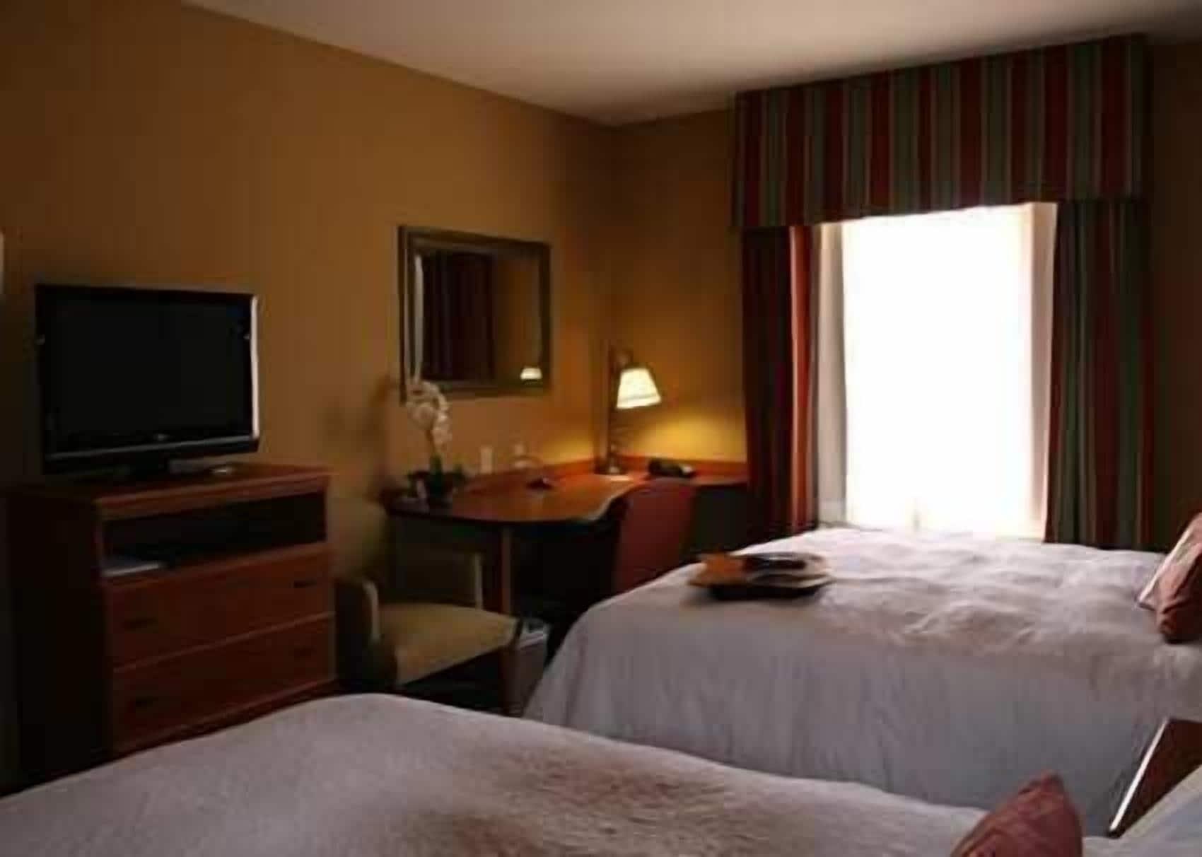 Hampton Inn Garden City Εξωτερικό φωτογραφία