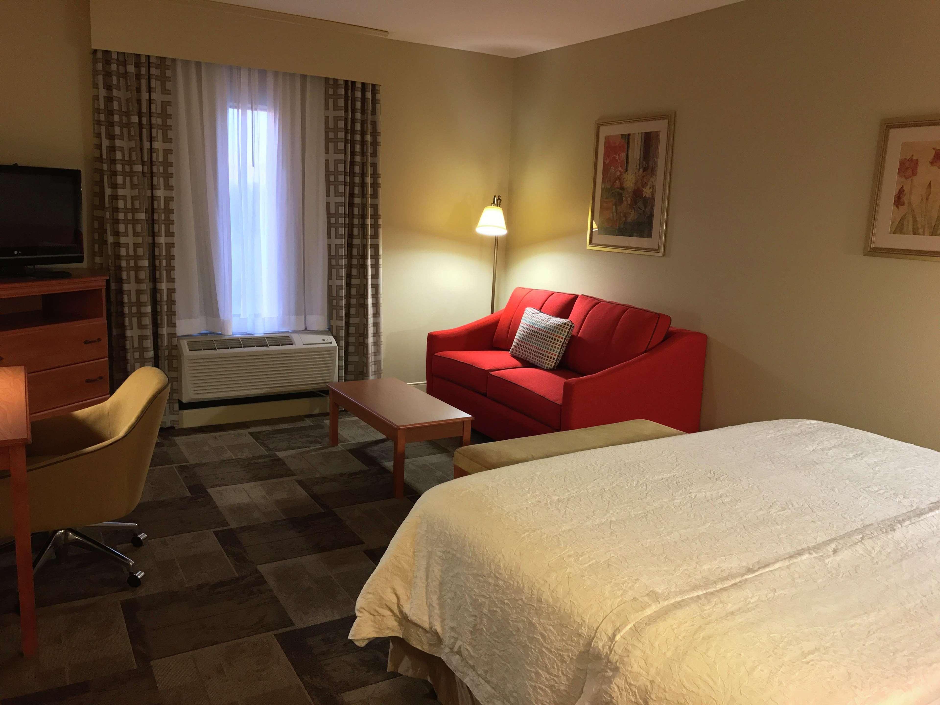 Hampton Inn Garden City Εξωτερικό φωτογραφία