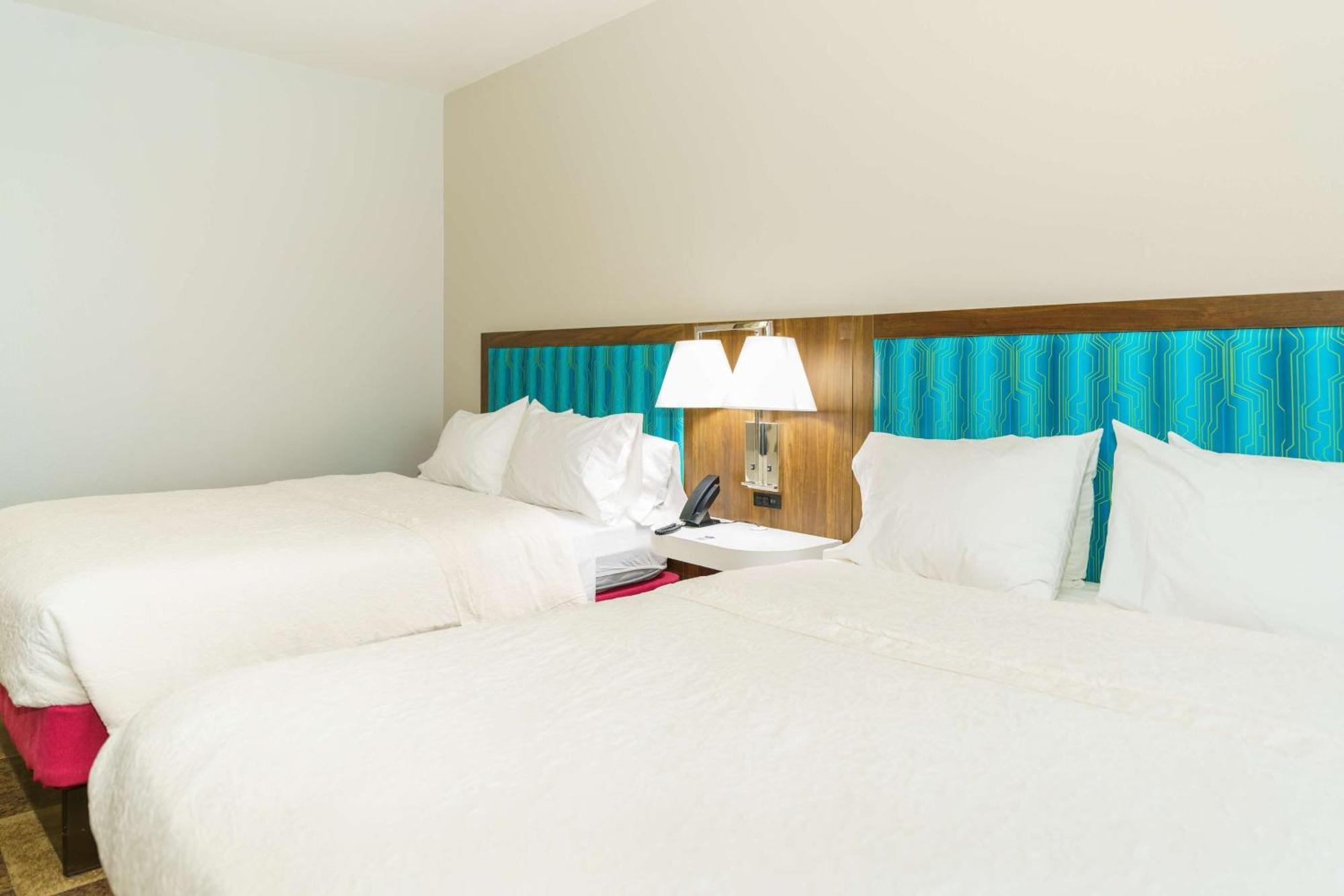 Hampton Inn Garden City Εξωτερικό φωτογραφία