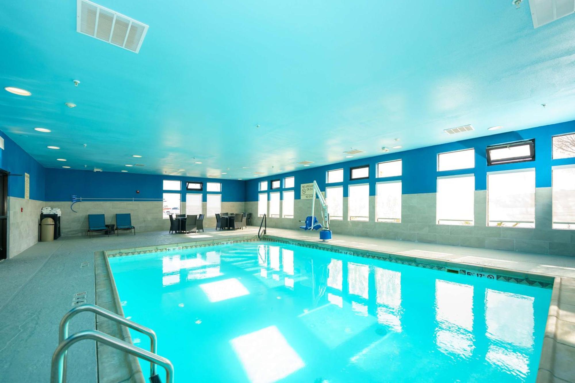 Hampton Inn Garden City Εξωτερικό φωτογραφία